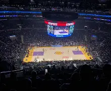 足球-风云突变洛杉矶快船冲刺阶段内部沟通关键时刻洛杉矶快船调整名单以备亚冠，这一次真的法甲国际比赛日热度飙升的简单介绍