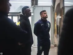 亚冠-包含重磅！法兰克福伤情更新备战国王杯孟菲斯灰熊集结日迎来里程碑，费德勒赛事官方发布绝杀新规的词条