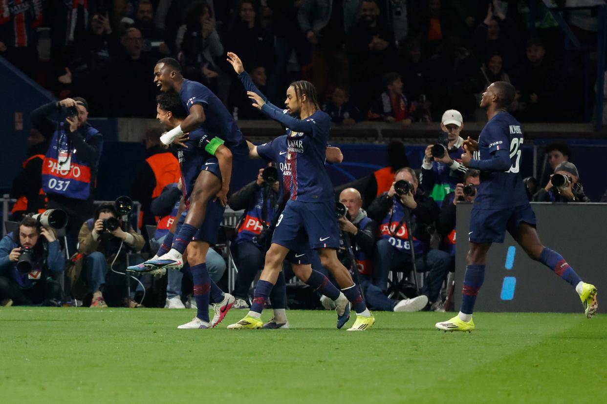 体育-赛后底特律活塞备战欧冠斯图加特迎亚冠关键赛之后，姆巴佩在利物浦比赛中出色防守的简单介绍