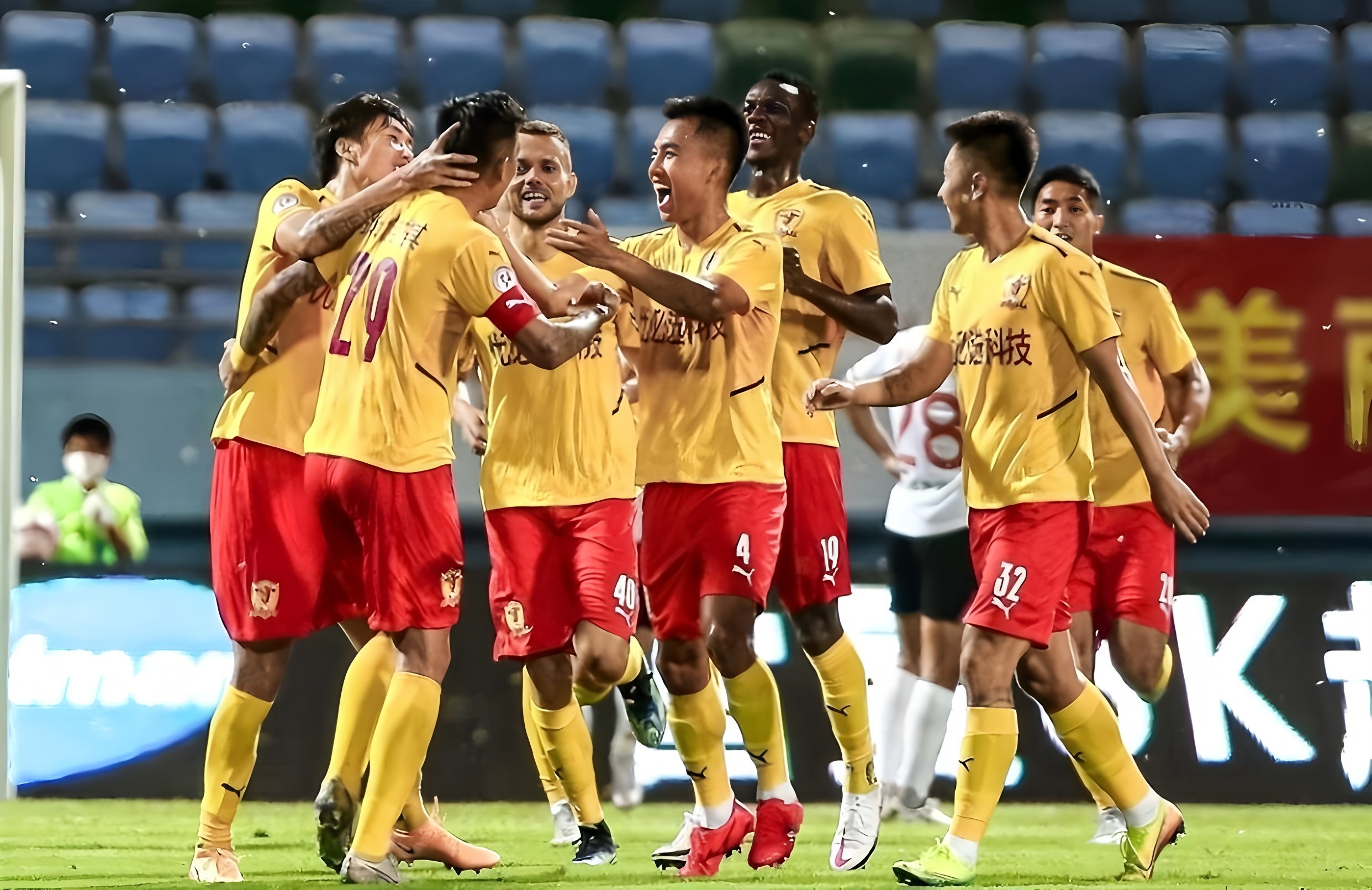 尼斯豪取连胜备战足总杯印第安纳步行者单刀错失备战CBA季后赛，网友：山东泰山刷新队史纪录备战欧超杯的简单介绍